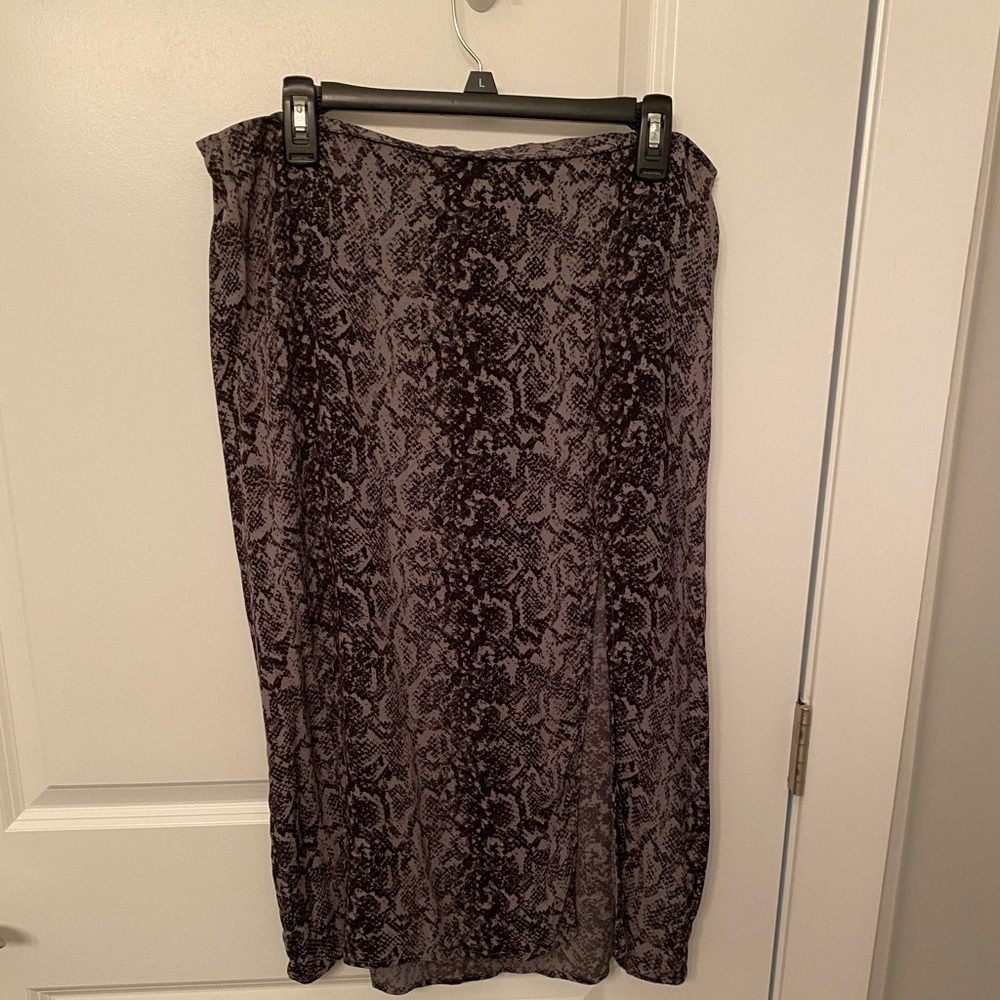 Abercrombie & Fitch midi skirt